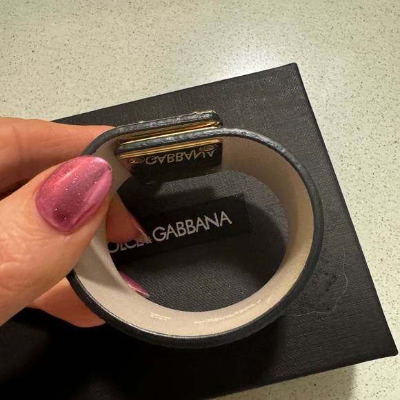Dolce & Gabbana Leather Lock Bracelet - Picture 6 of 12